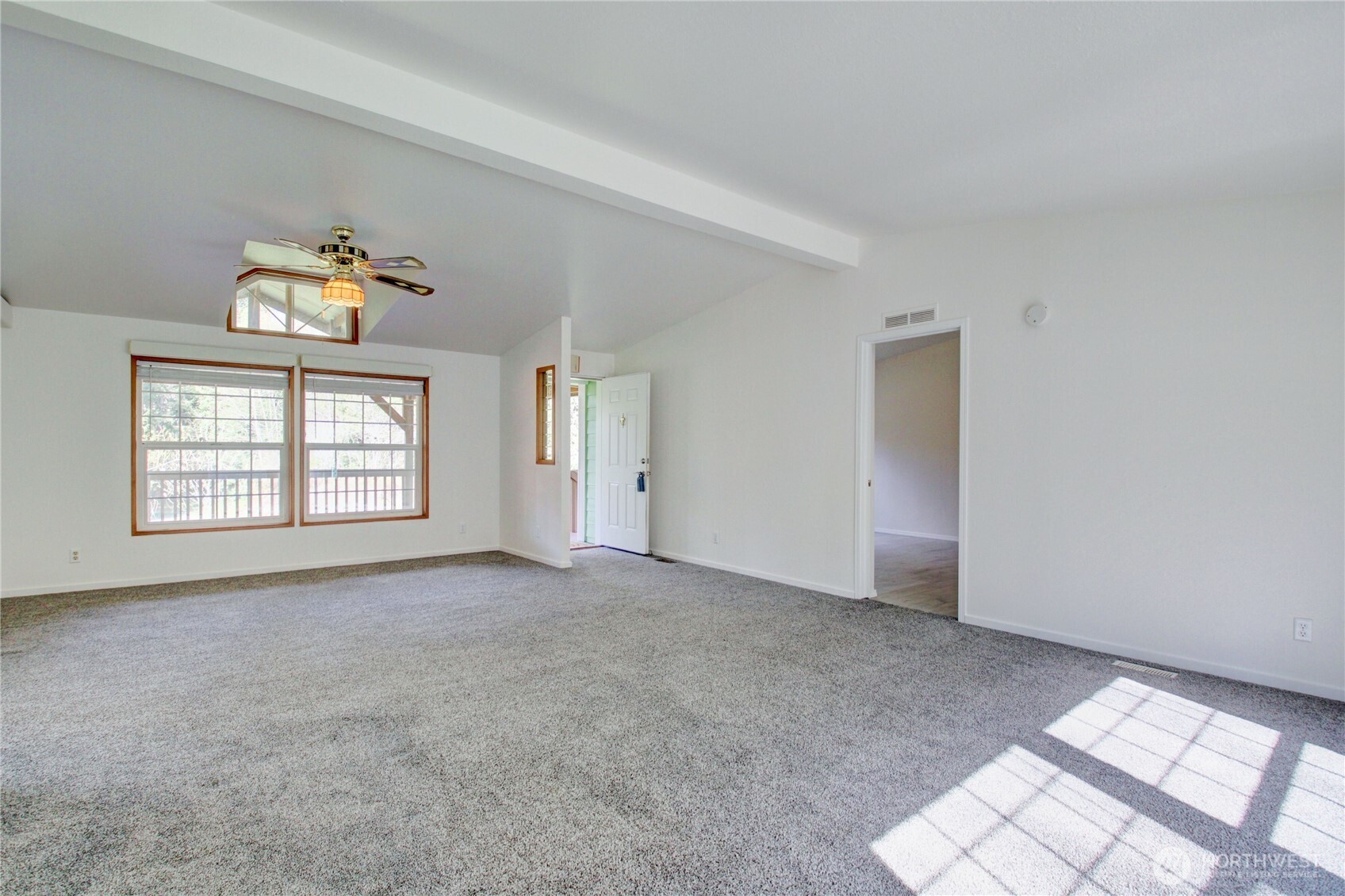 405 Alger Cain Lake Road , Sedro Woolley, WA 98284