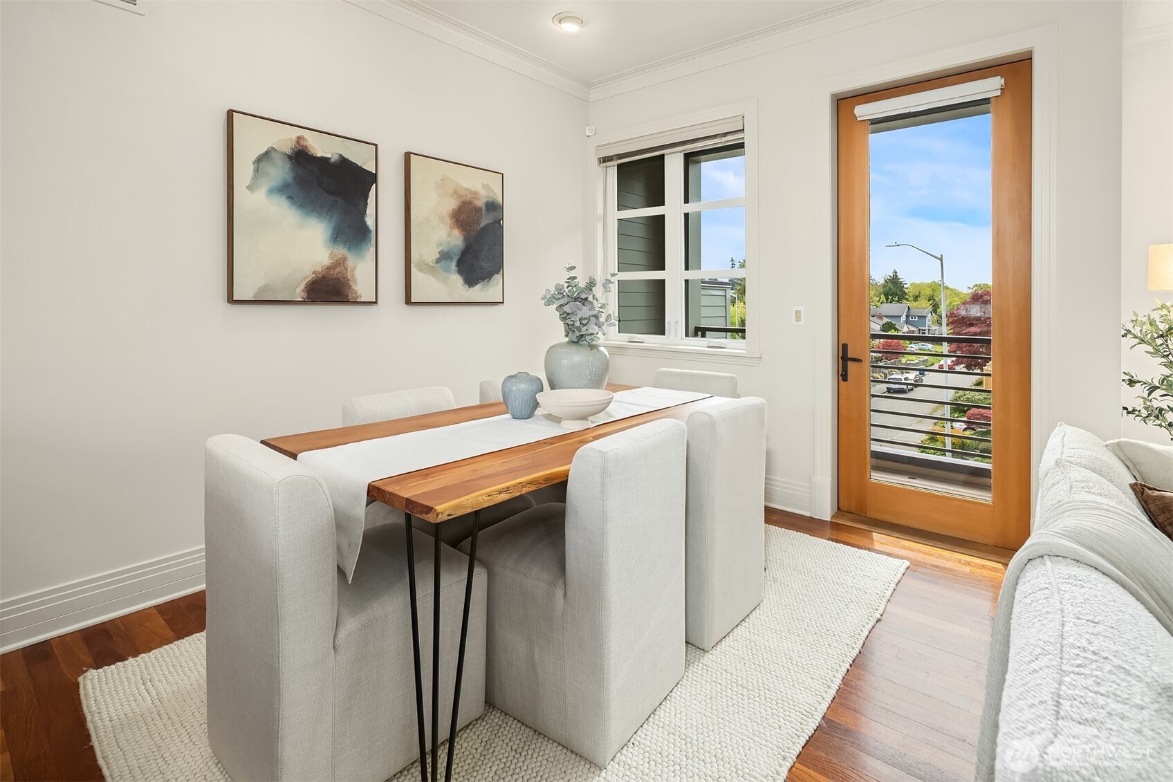 3215 W Lynn Street , Seattle, WA 98199