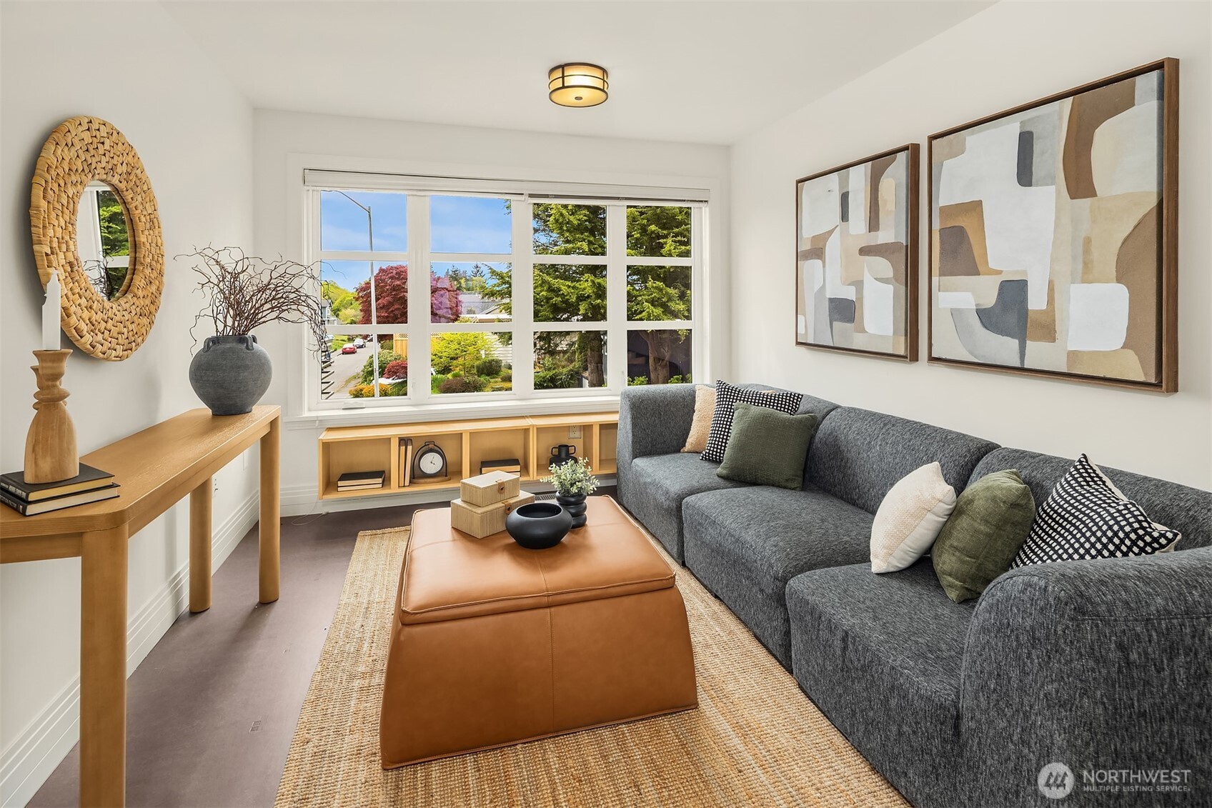 3215 W Lynn Street , Seattle, WA 98199