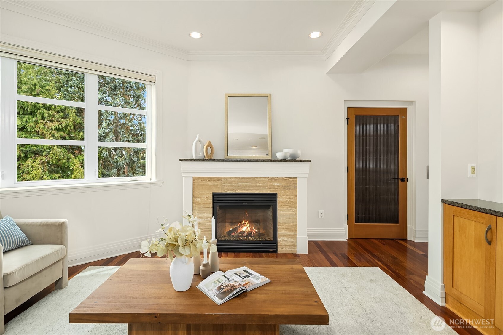 3215 W Lynn Street , Seattle, WA 98199