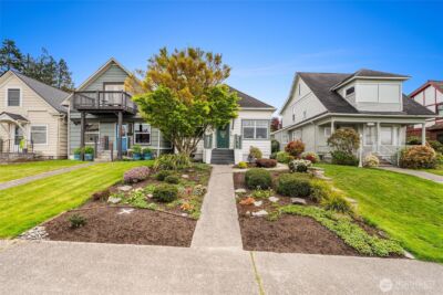 1423 Grand Avenue , Everett, WA 98201