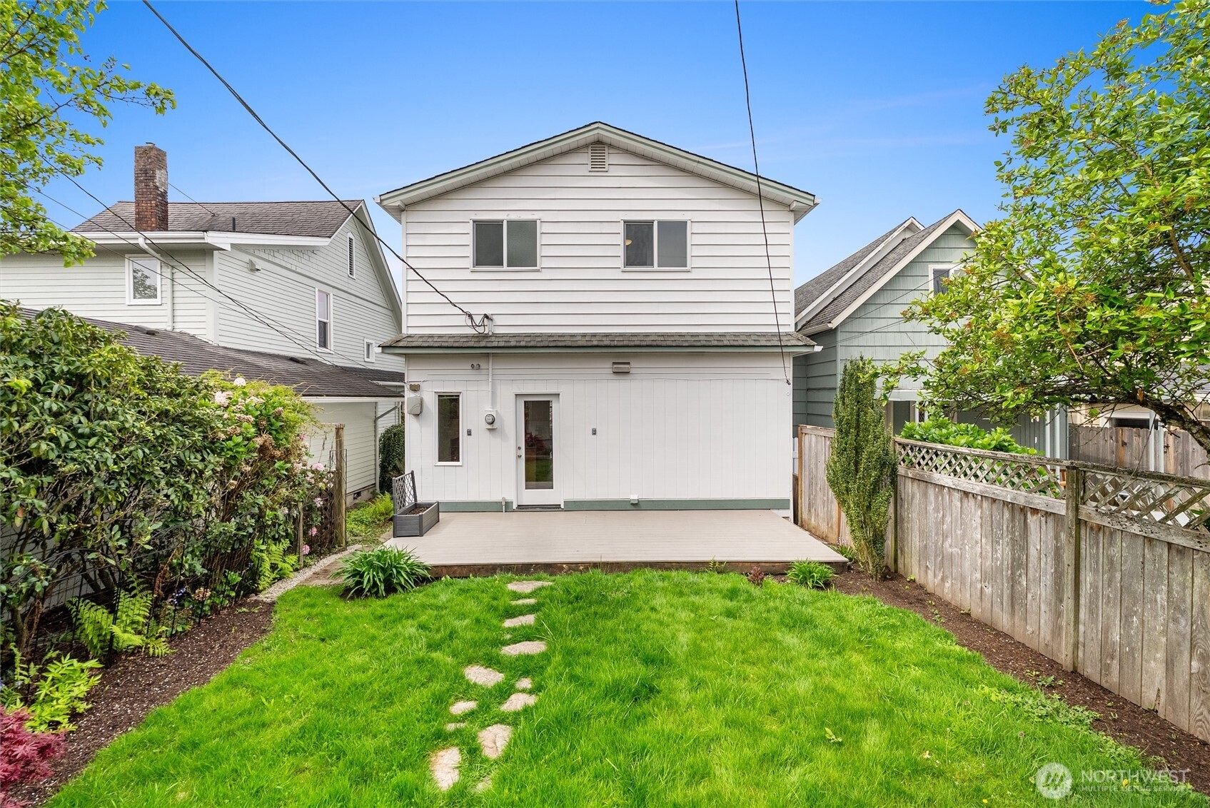 1423 Grand Avenue , Everett, WA 98201