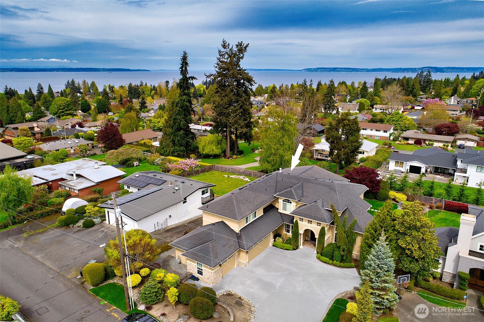941 Glen Street , Edmonds, WA 98020