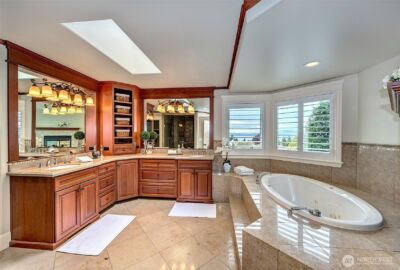 941 Glen Street , Edmonds, WA 98020 - Photo 18