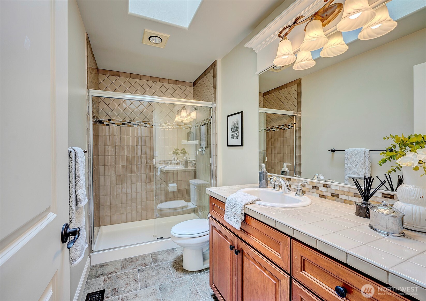 941 Glen Street , Edmonds, WA 98020