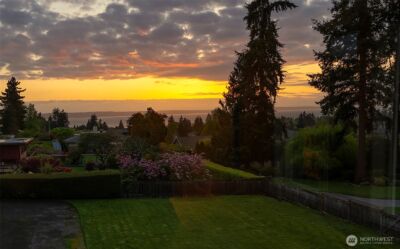 941 Glen Street , Edmonds, WA 98020 - Photo 35