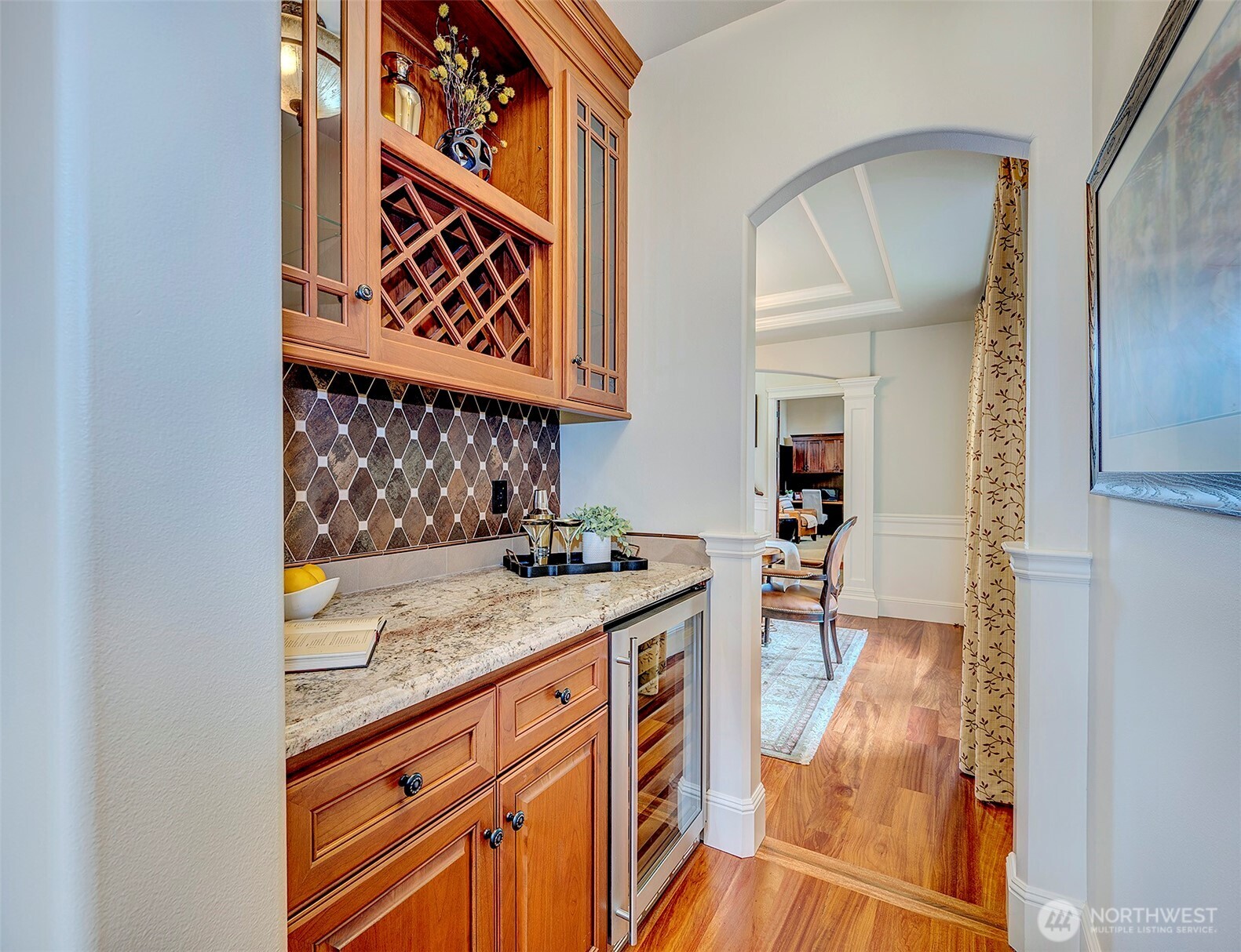 941 Glen Street , Edmonds, WA 98020