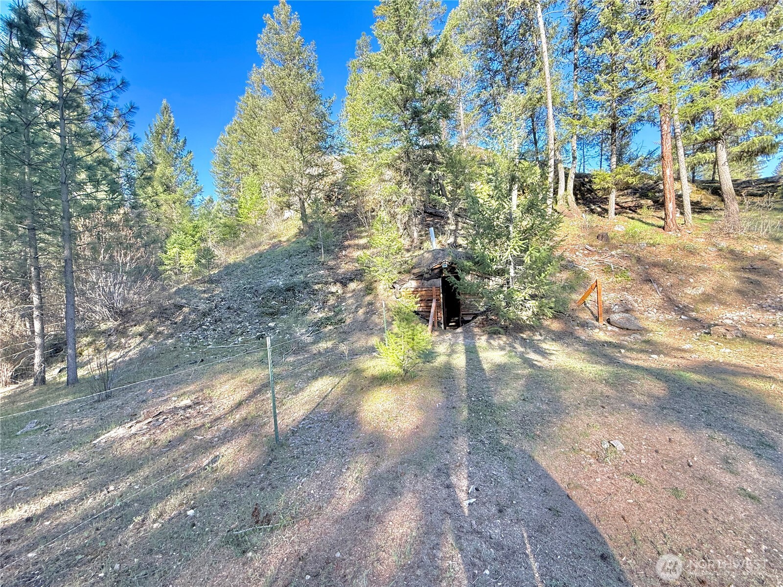 1092 Aeneas Valley Road , Tonasket, WA 98855