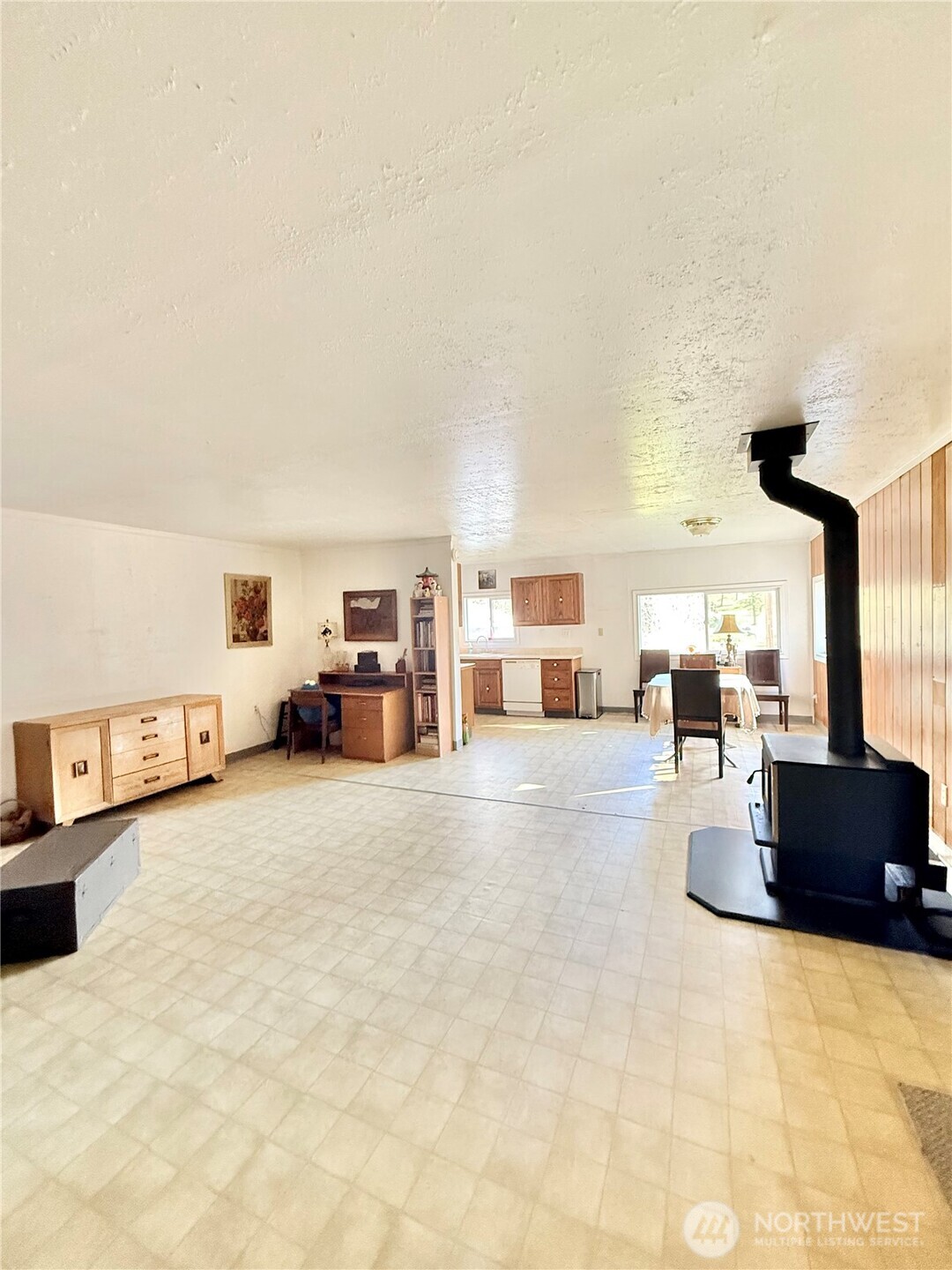 1092 Aeneas Valley Road , Tonasket, WA 98855