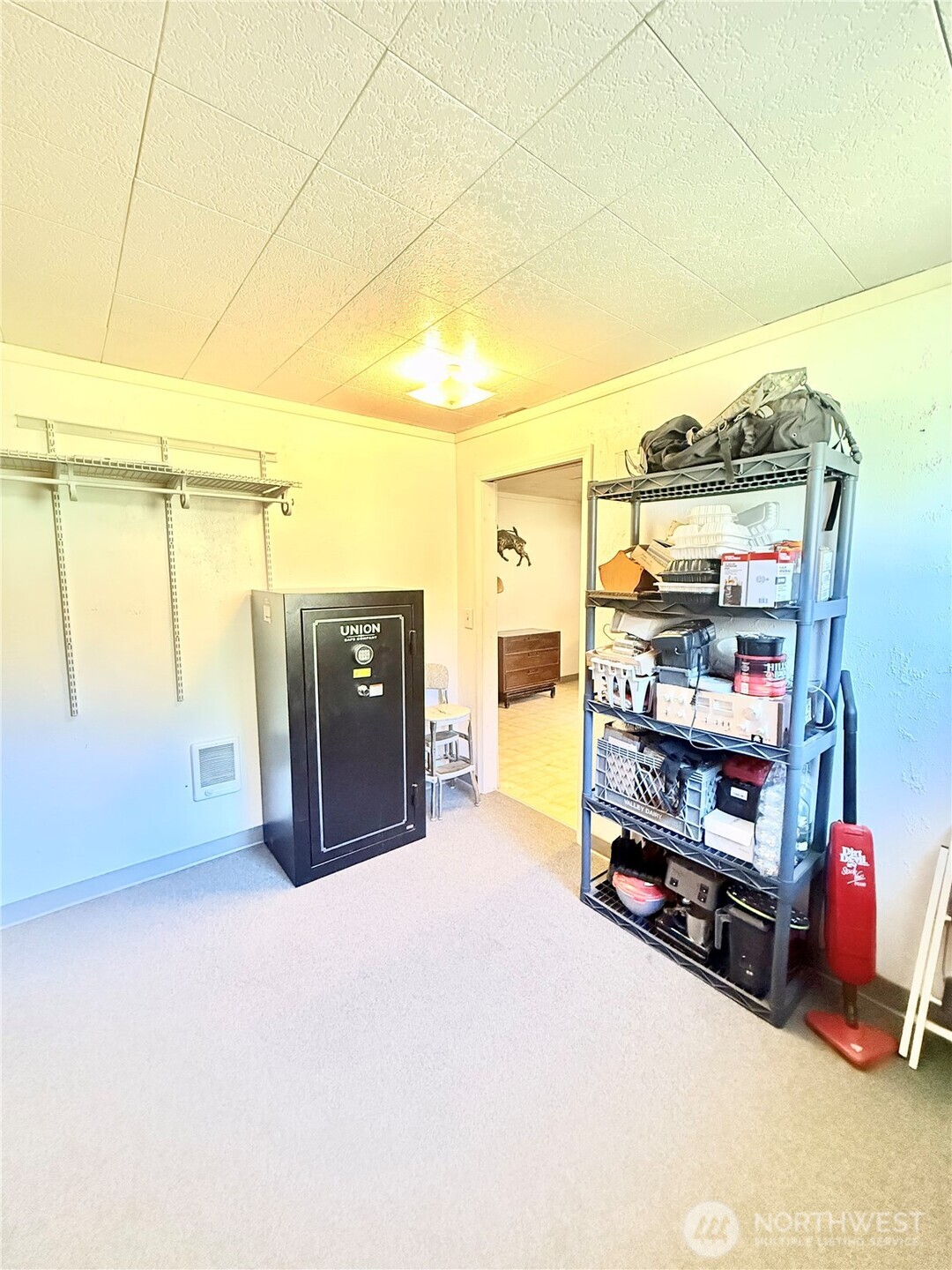 1092 Aeneas Valley Road , Tonasket, WA 98855