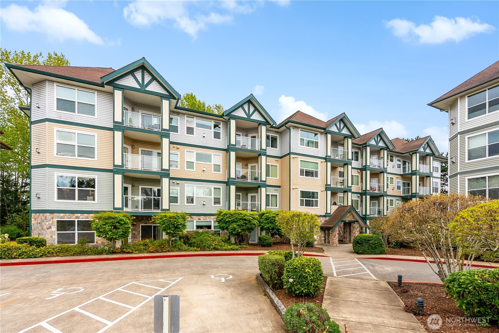 259 W Bakerview Road #C403, Bellingham, WA 98226