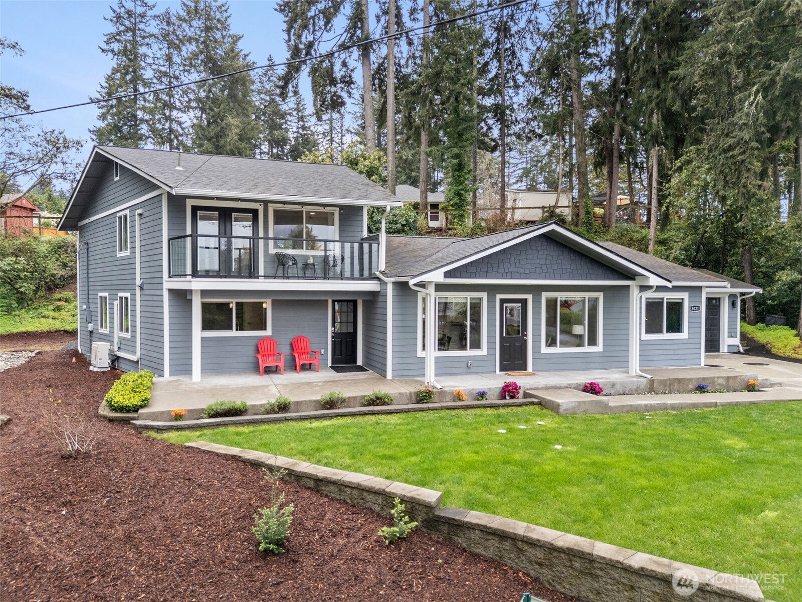 3021 Marine Drive , Bremerton, WA 98312