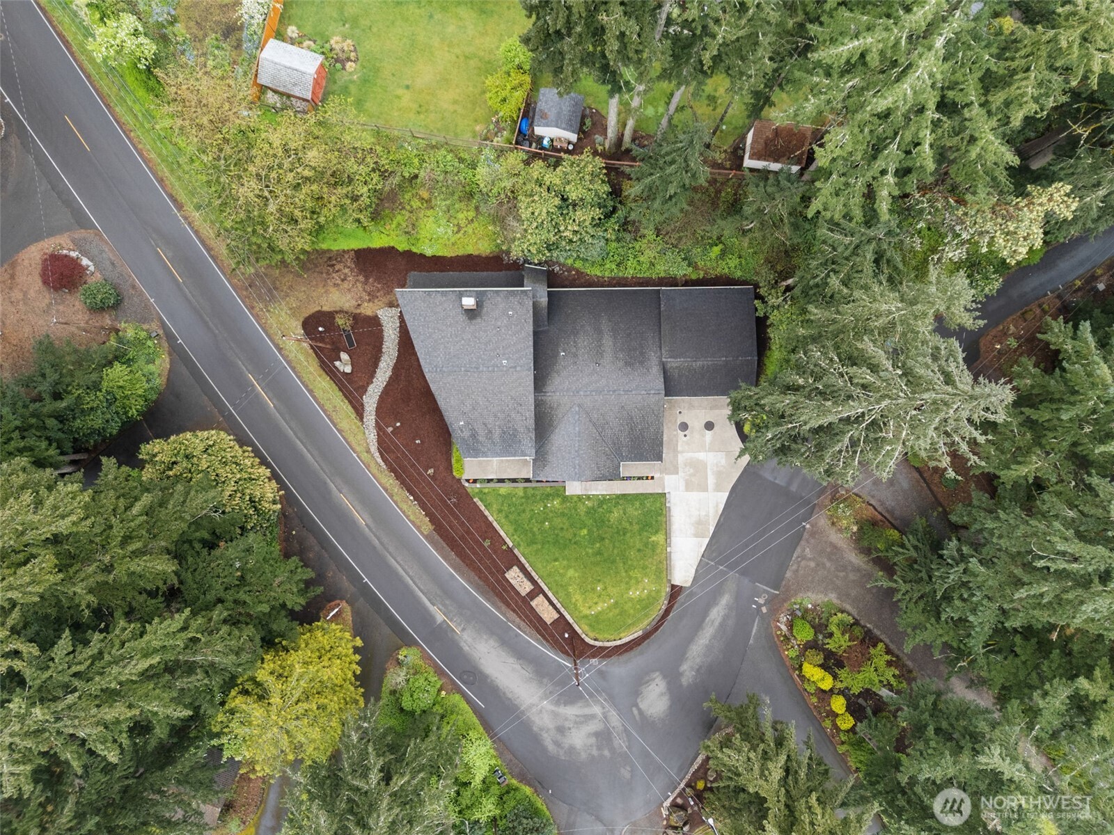 3021 Marine Drive , Bremerton, WA 98312