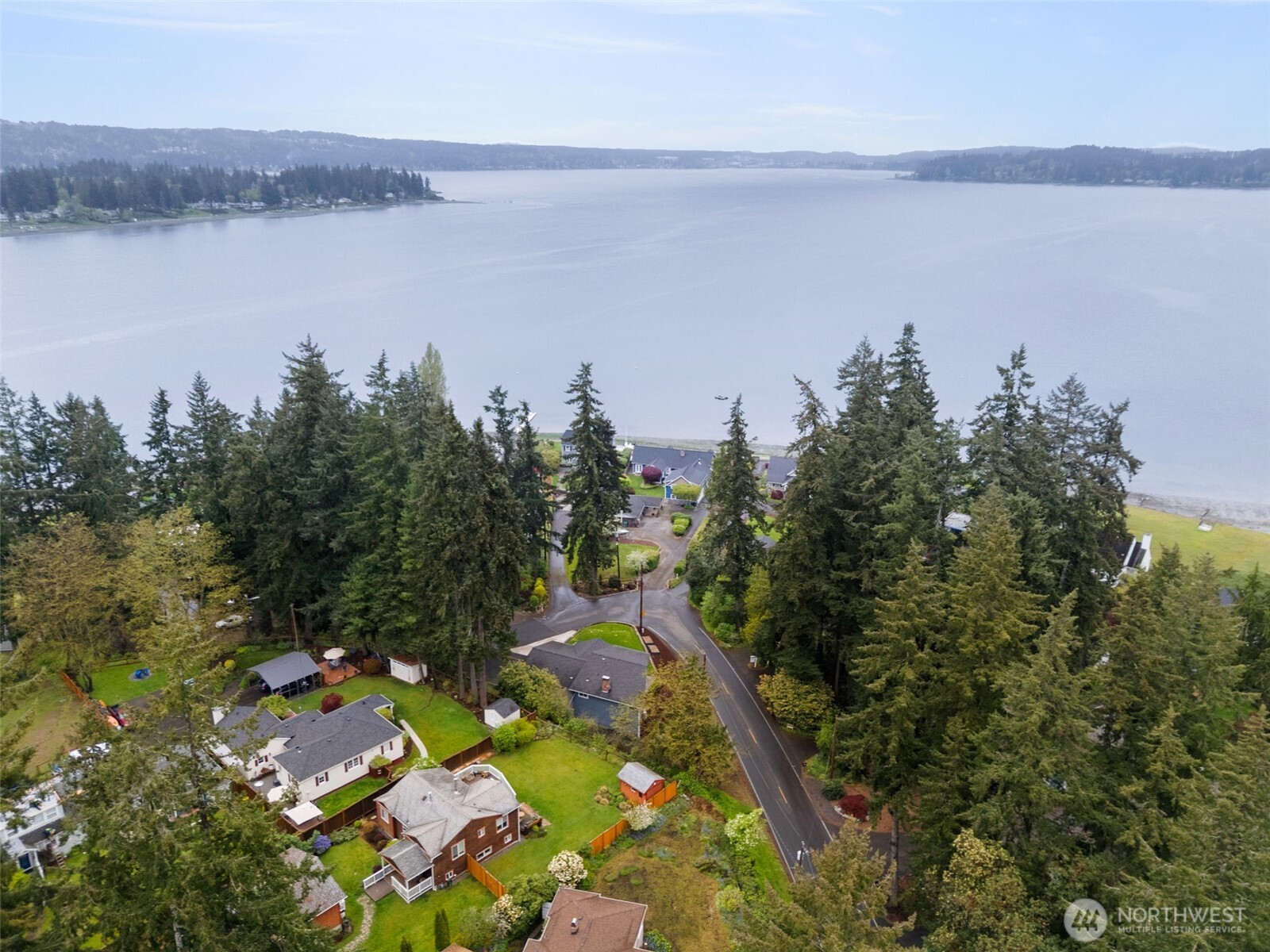 3021 Marine Drive , Bremerton, WA 98312