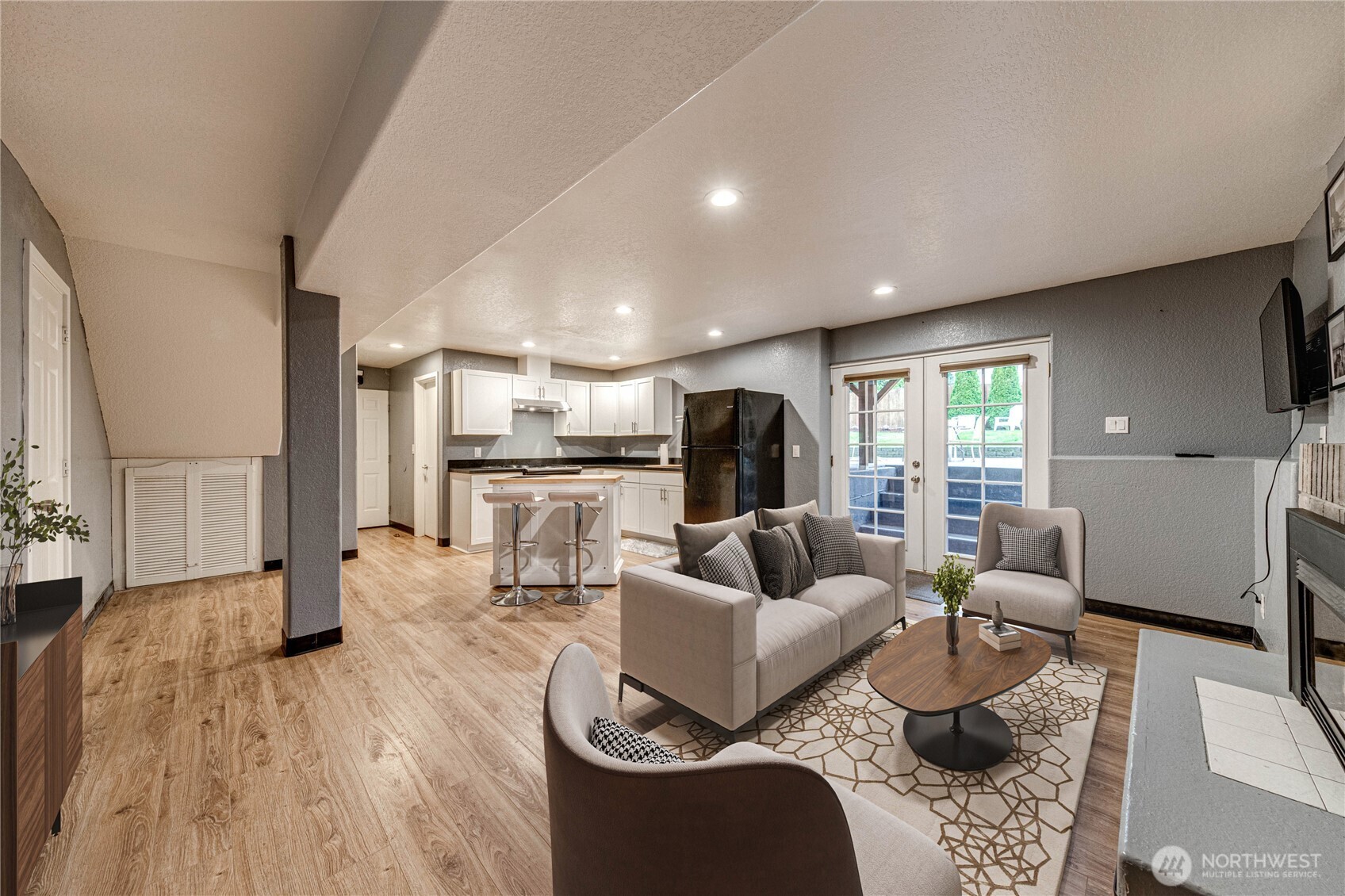 3030 Panaview Boulevard , Everett, WA 98203-6943
