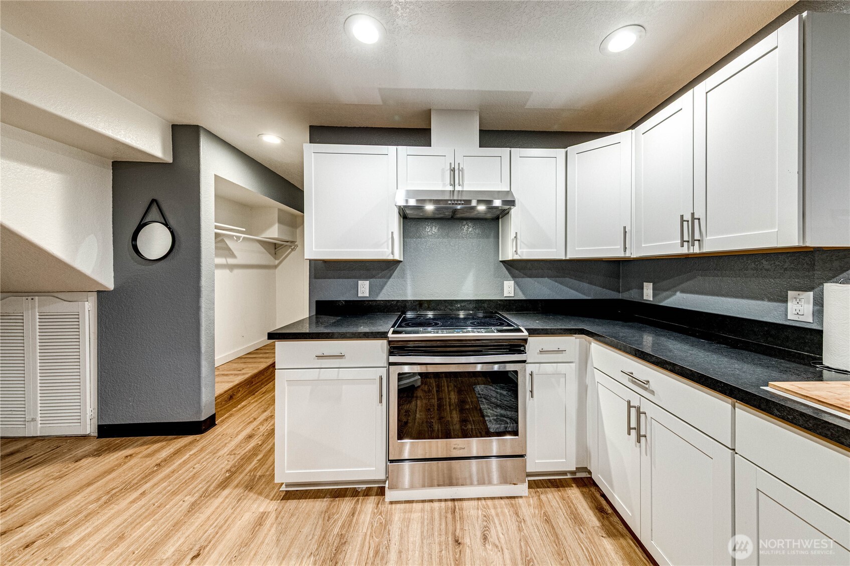 3030 Panaview Boulevard , Everett, WA 98203-6943