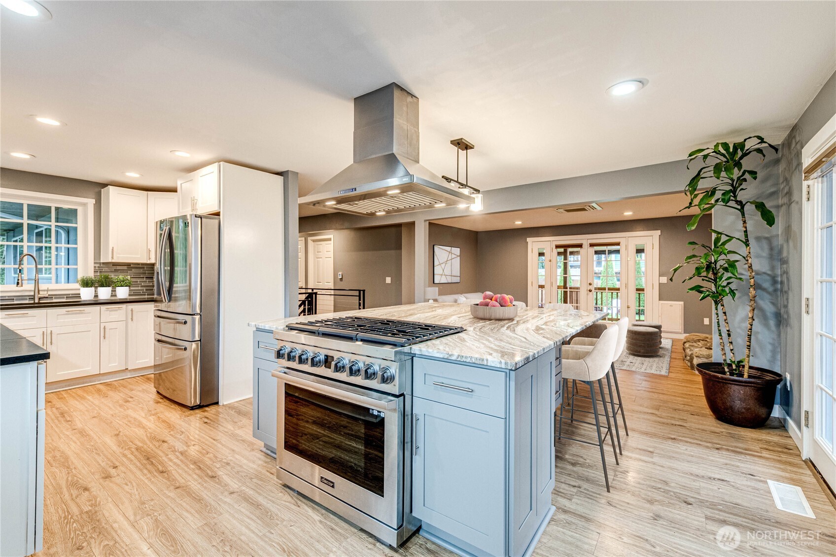 3030 Panaview Boulevard , Everett, WA 98203-6943