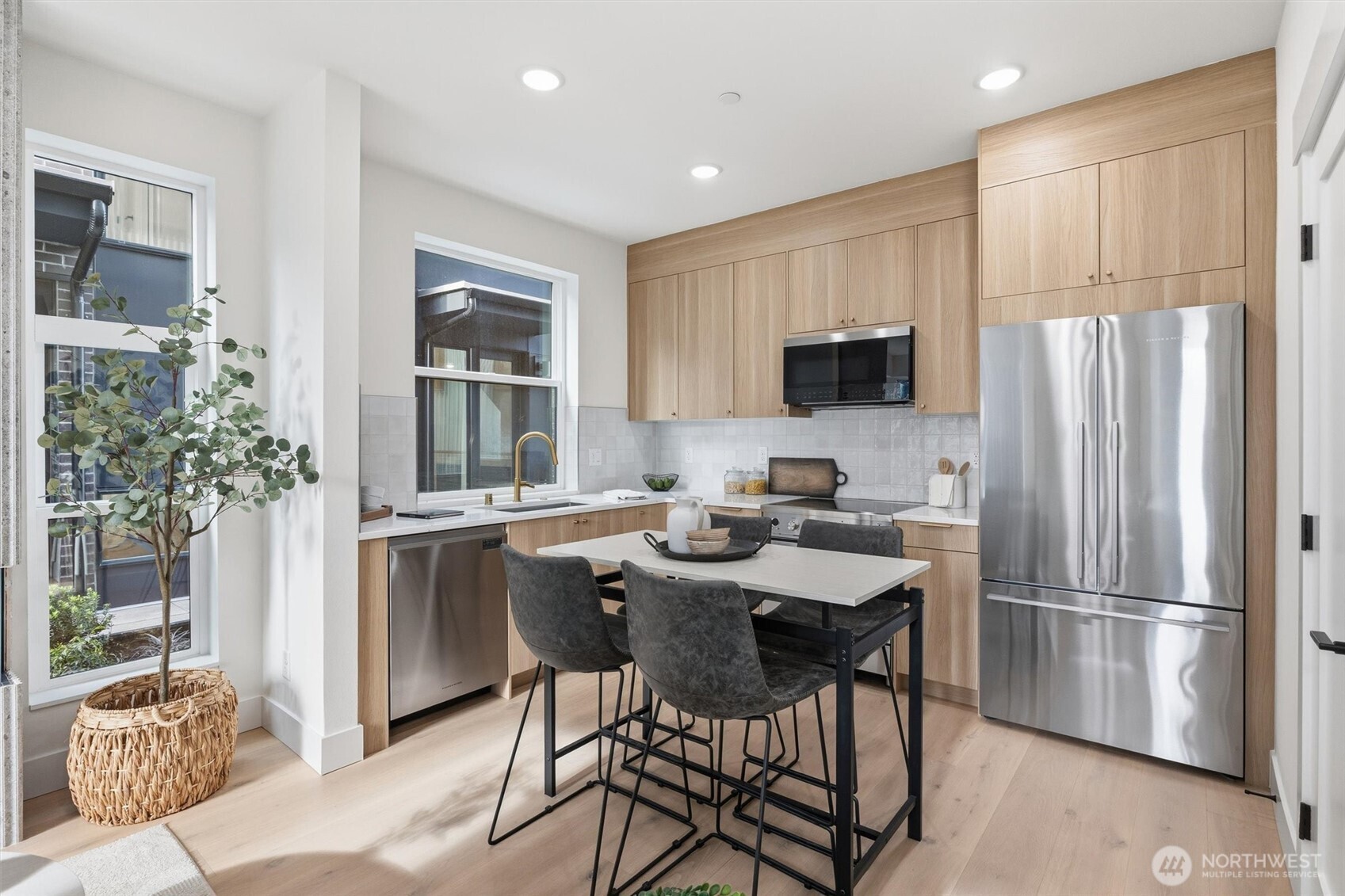 2014 Fairview Avenue E #D, Seattle, WA 98102