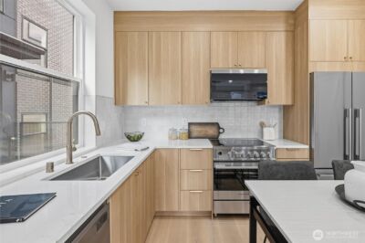 2014 Fairview Avenue E #D, Seattle, WA 98102 - Photo 13