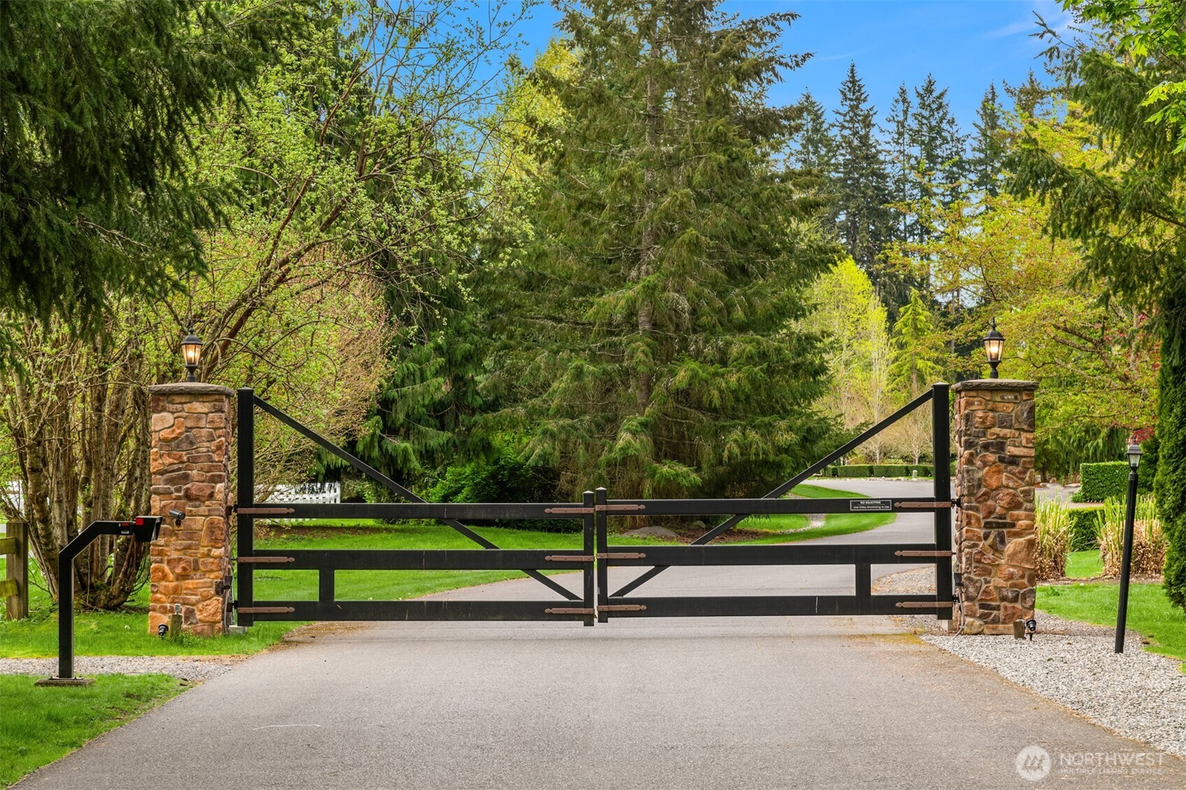 745 250th Lane NE, Sammamish, WA 98074