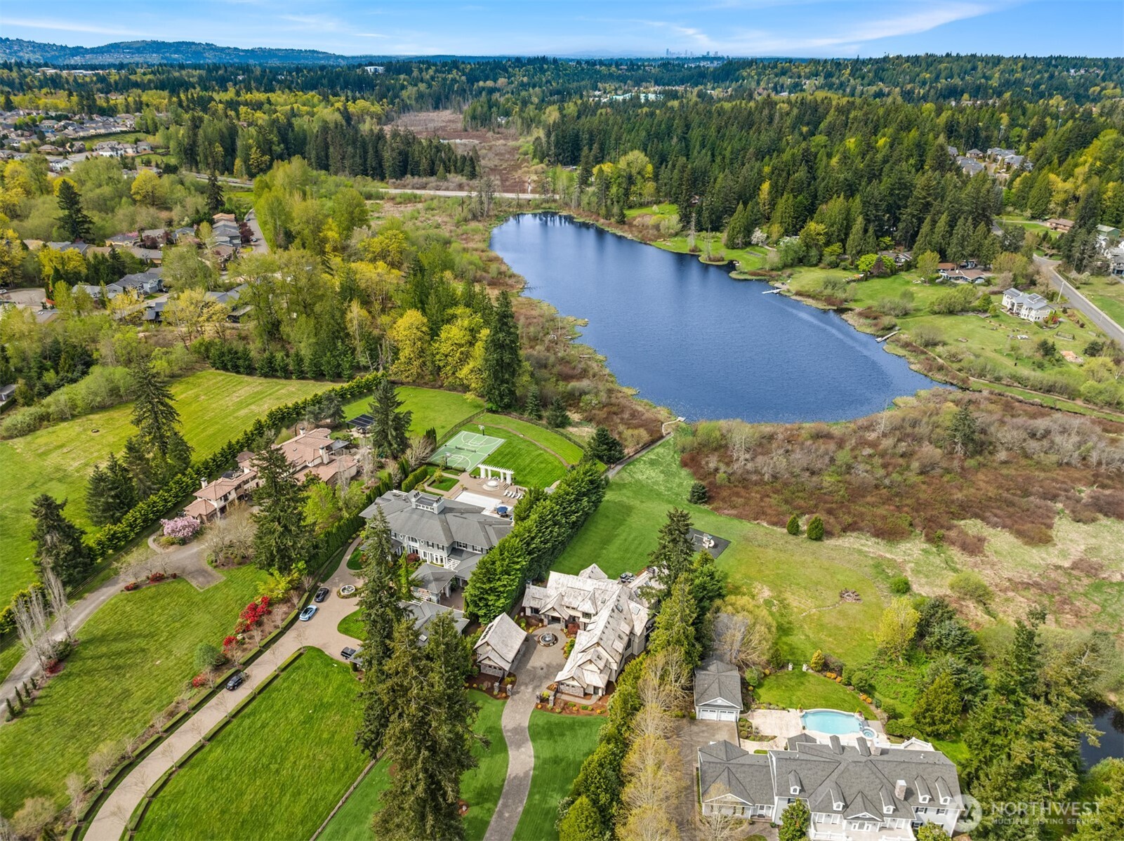 745 250th Lane NE, Sammamish, WA 98074