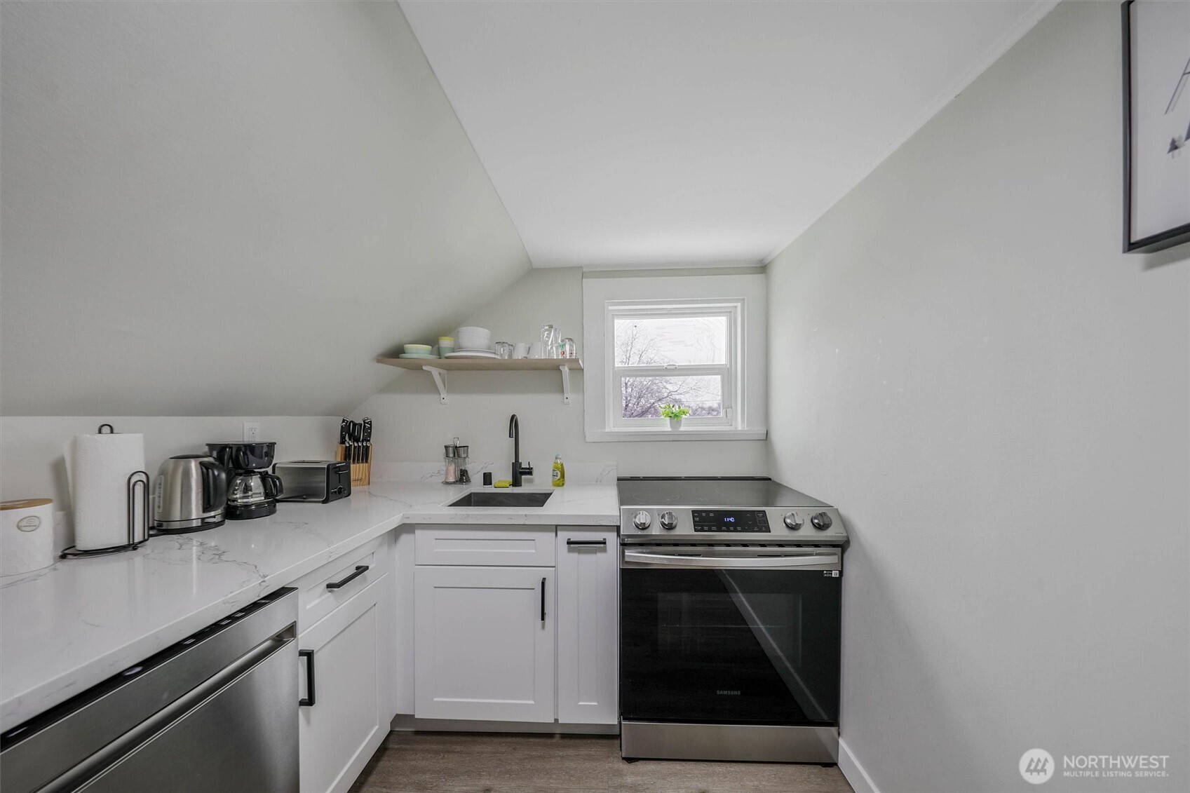 621 Houser Way S, Renton, WA 98057