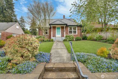 117 Farallone Avenue , Fircrest, WA 98466