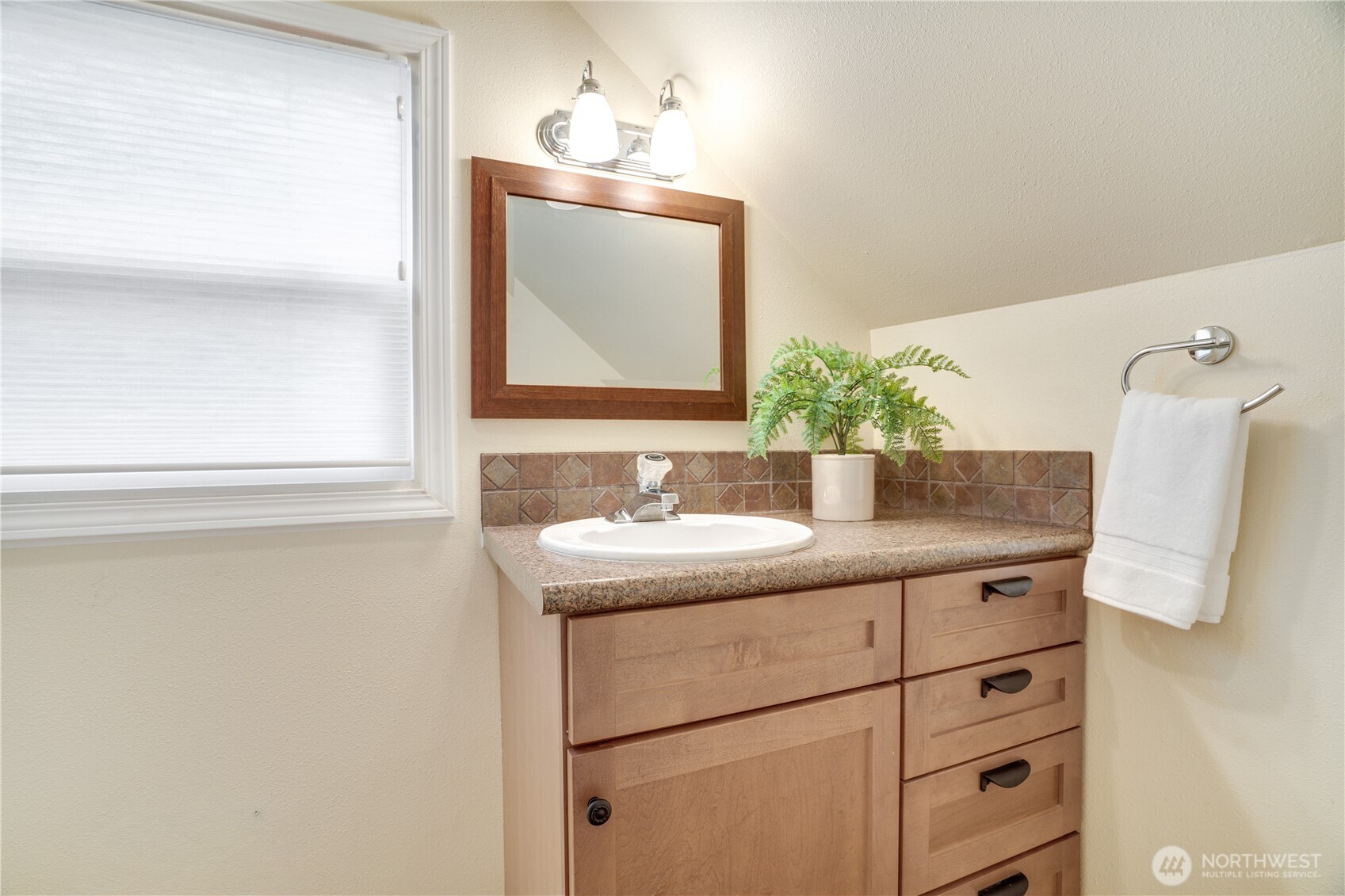 117 Farallone Avenue , Fircrest, WA 98466