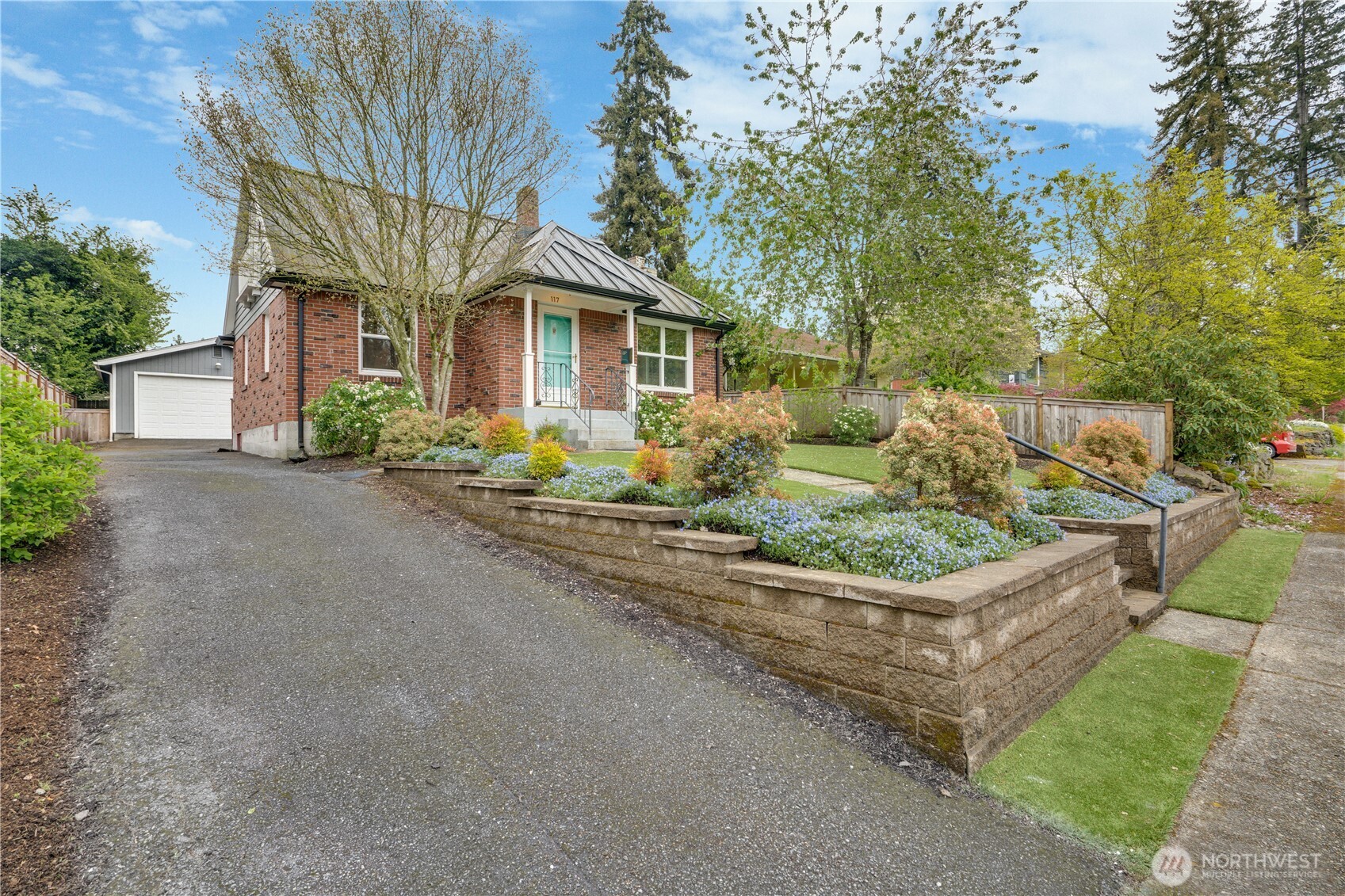 117 Farallone Avenue , Fircrest, WA 98466