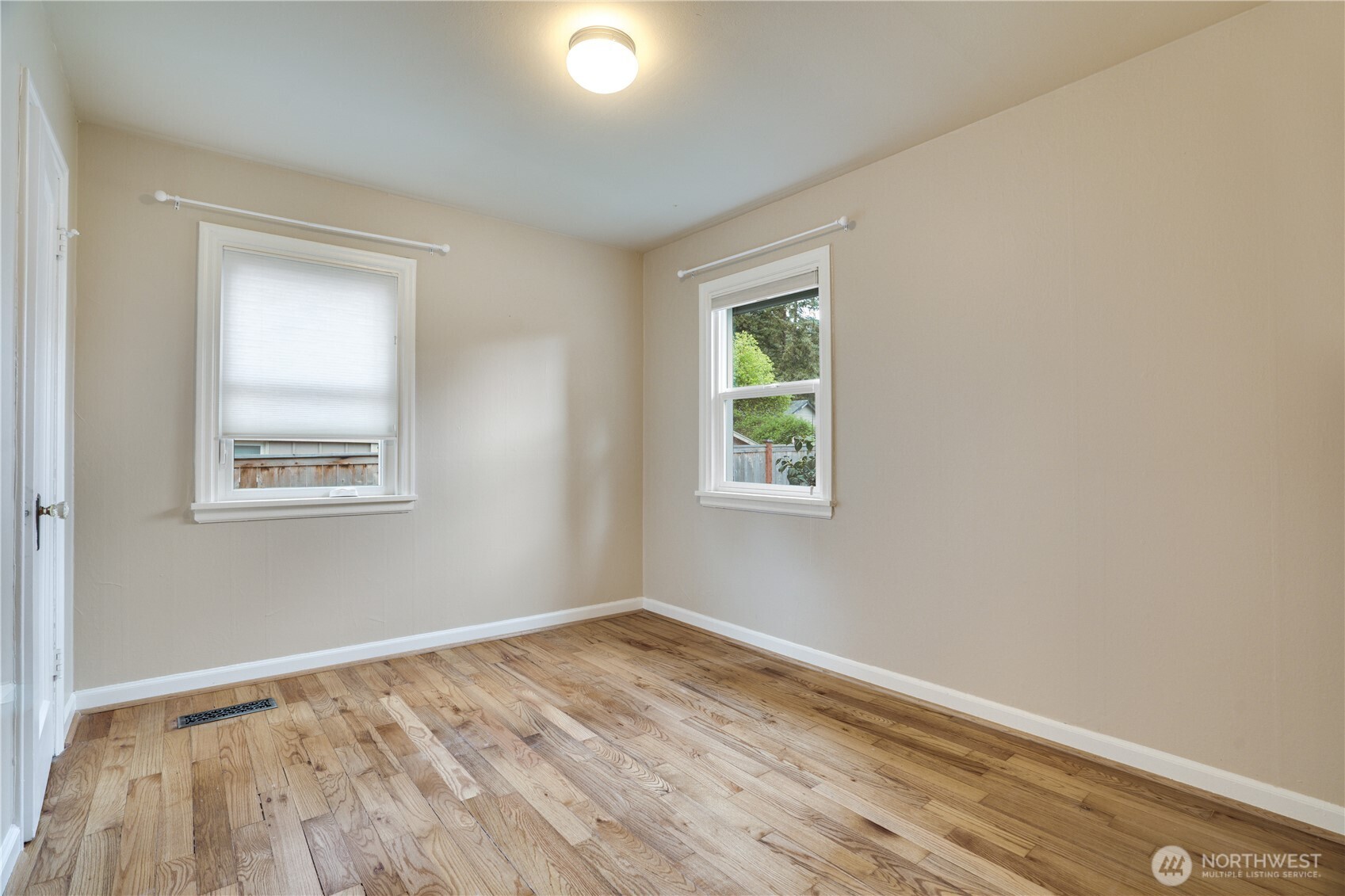 117 Farallone Avenue , Fircrest, WA 98466