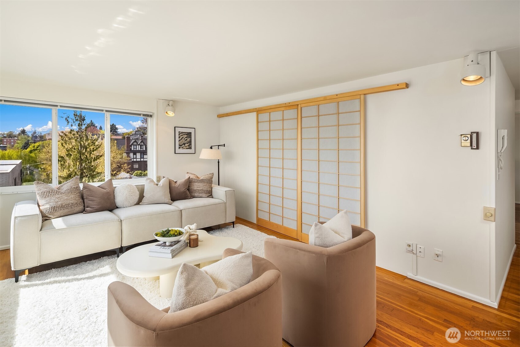 919 2nd Avenue W #602, Seattle, WA 98119