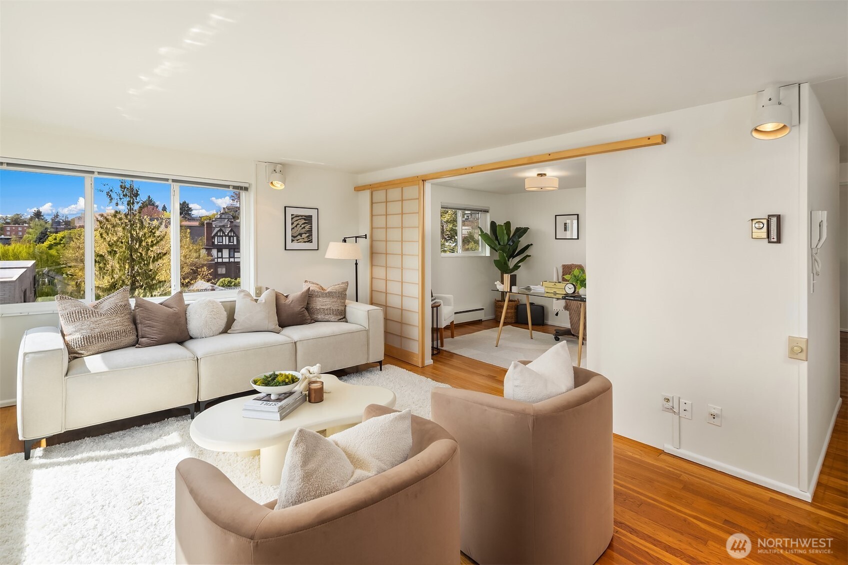 919 2nd Avenue W #602, Seattle, WA 98119