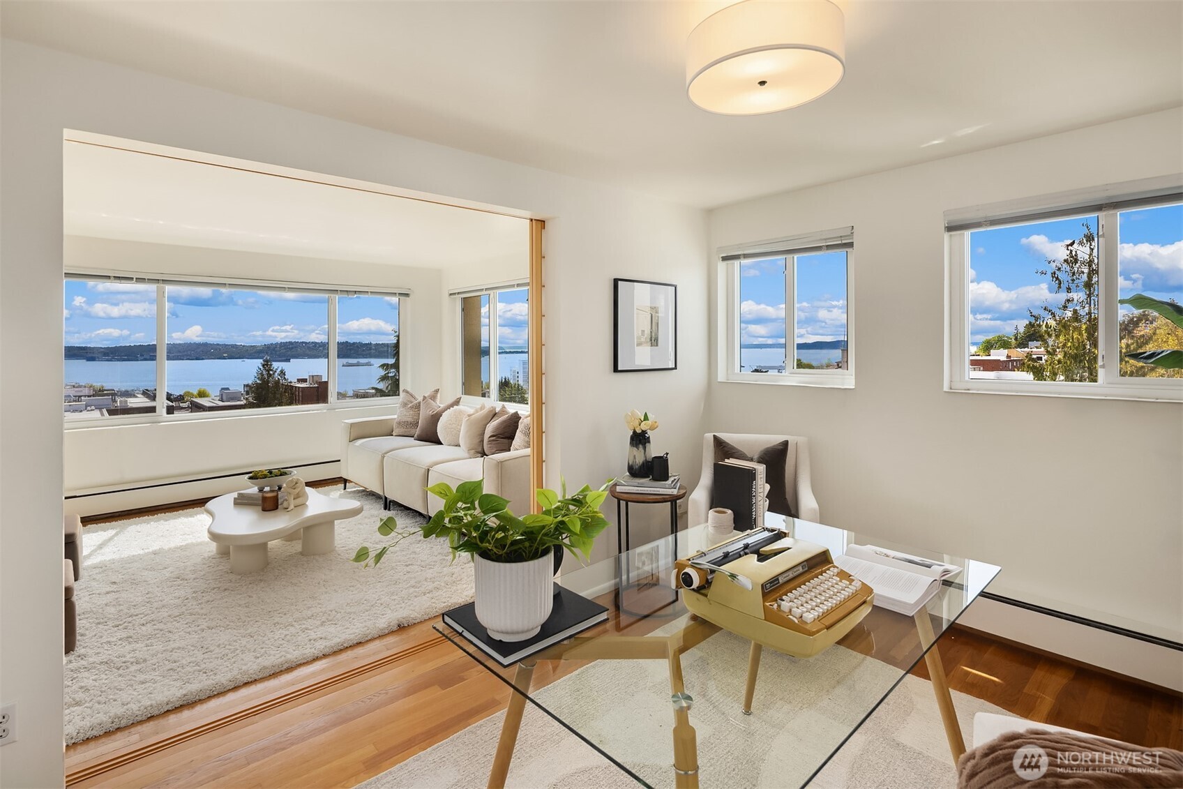 919 2nd Avenue W #602, Seattle, WA 98119