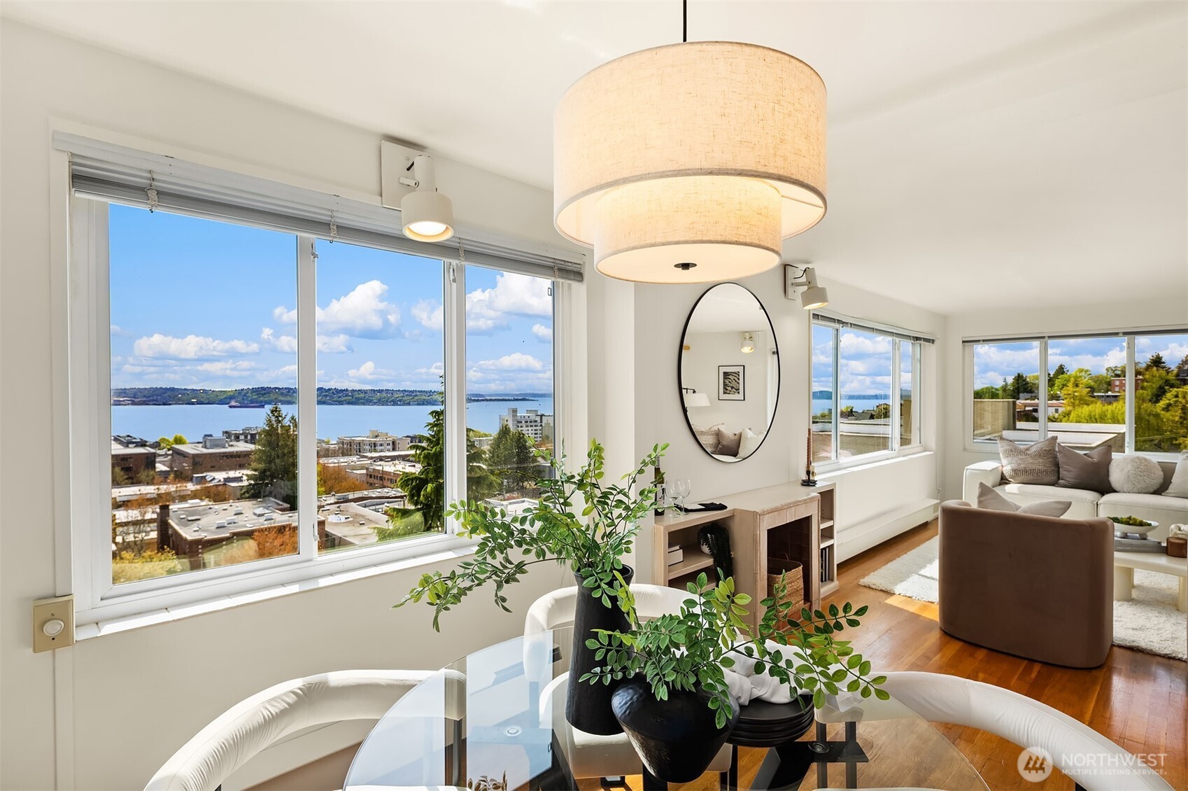 919 2nd Avenue W #602, Seattle, WA 98119