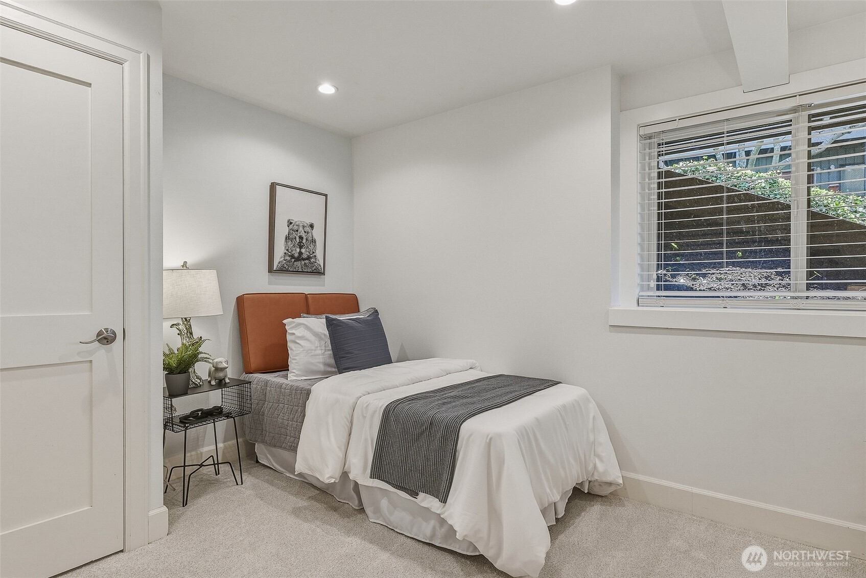 15211 61st Place NE, Kenmore, WA 98028