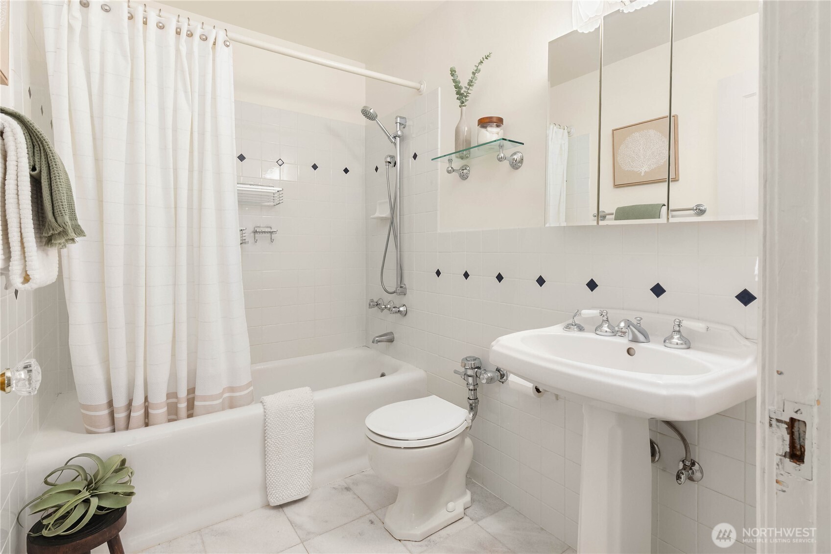 1017 Minor Avenue #601, Seattle, WA 98104