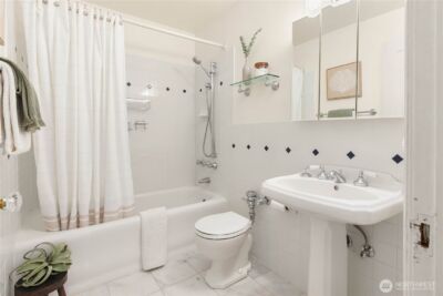 1017 Minor Avenue #601, Seattle, WA 98104 - Photo 15