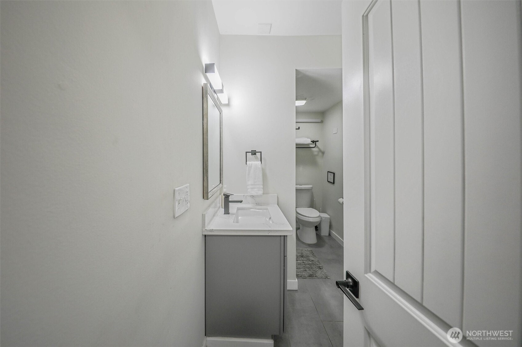 621 Houser Way S, Renton, WA 98057