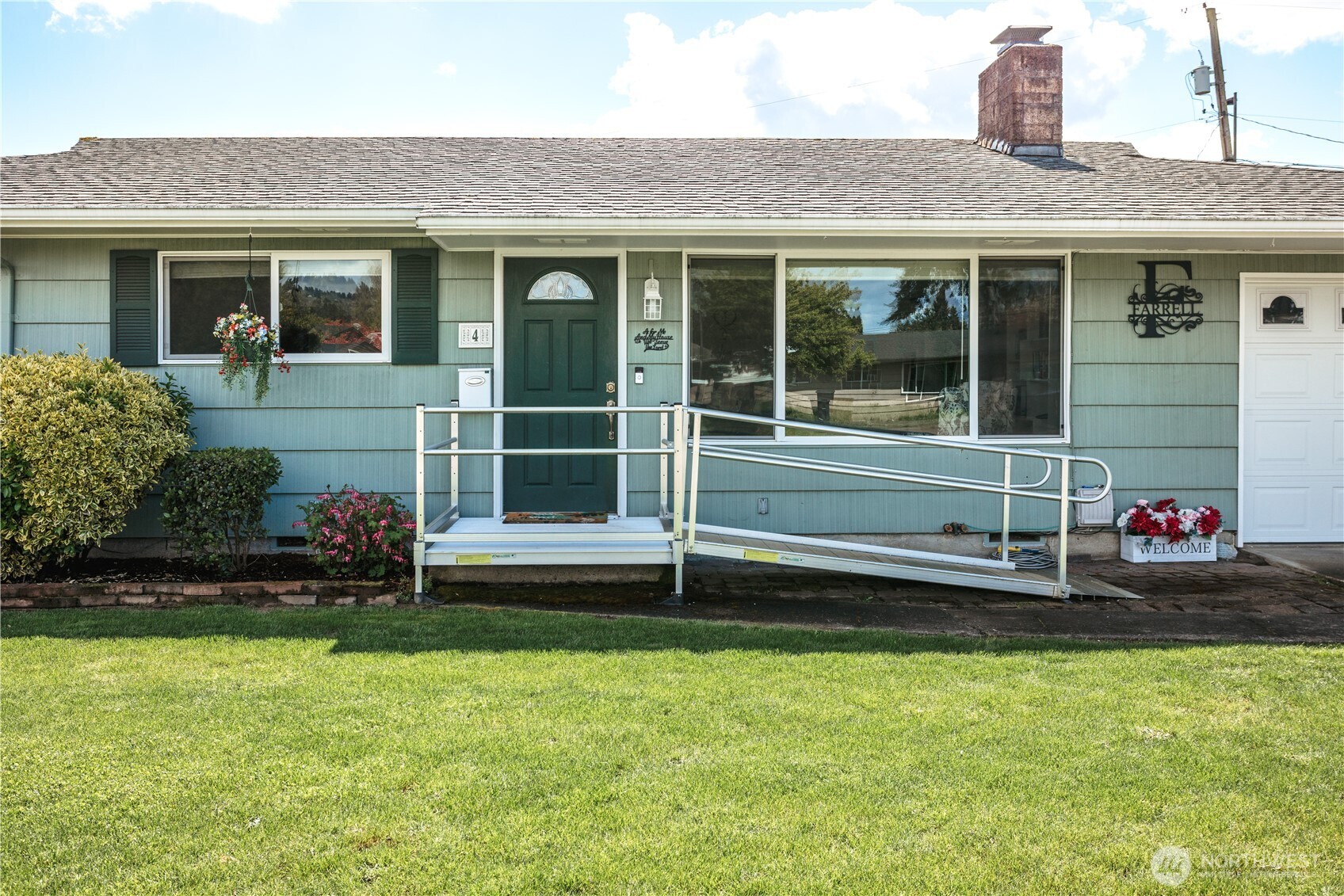 4 Terry Court , Longview, WA 98632