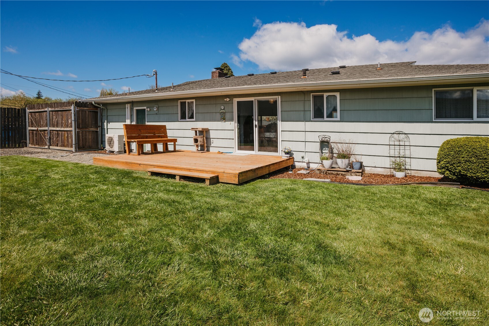 4 Terry Court , Longview, WA 98632