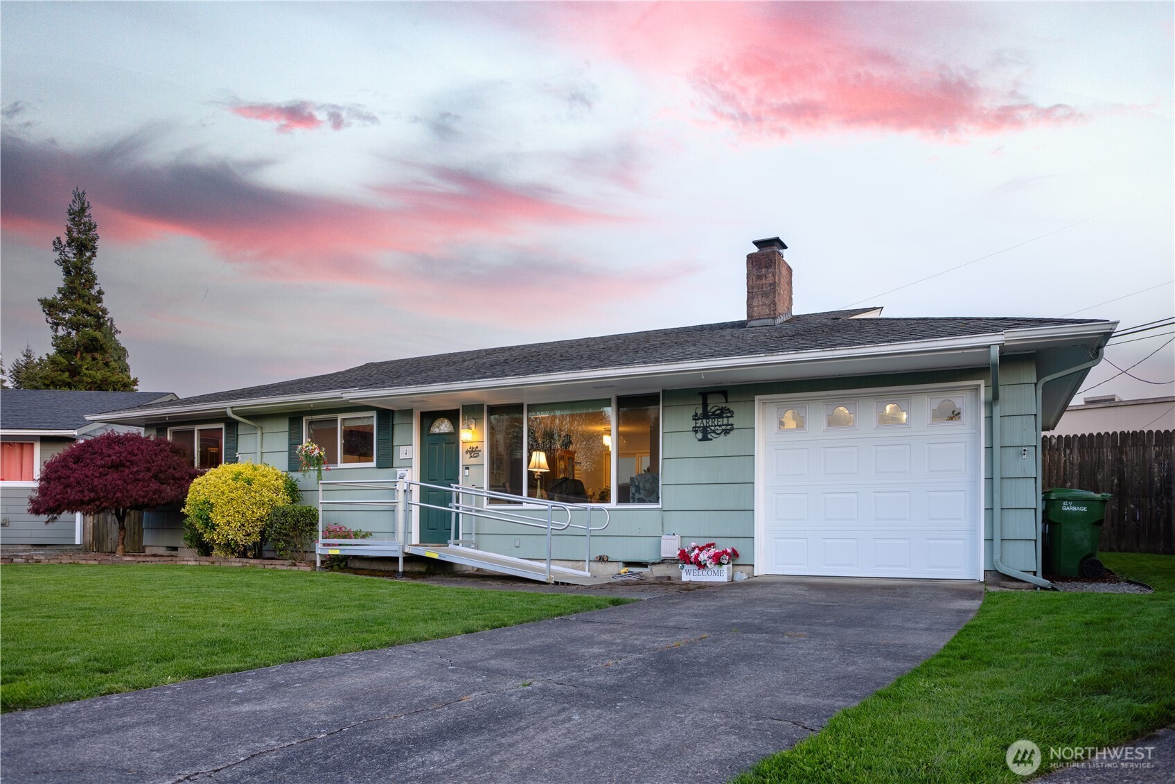 4 Terry Court , Longview, WA 98632