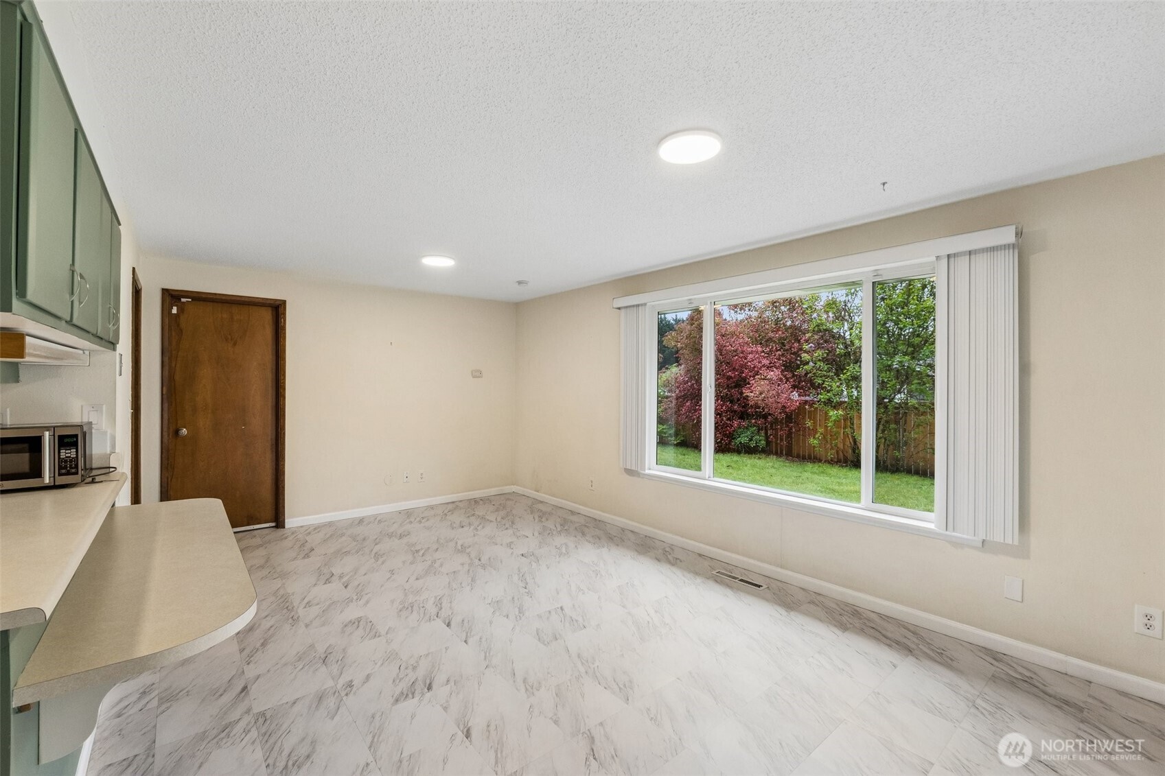 6202 84th Street SW, Lakewood, WA 98499