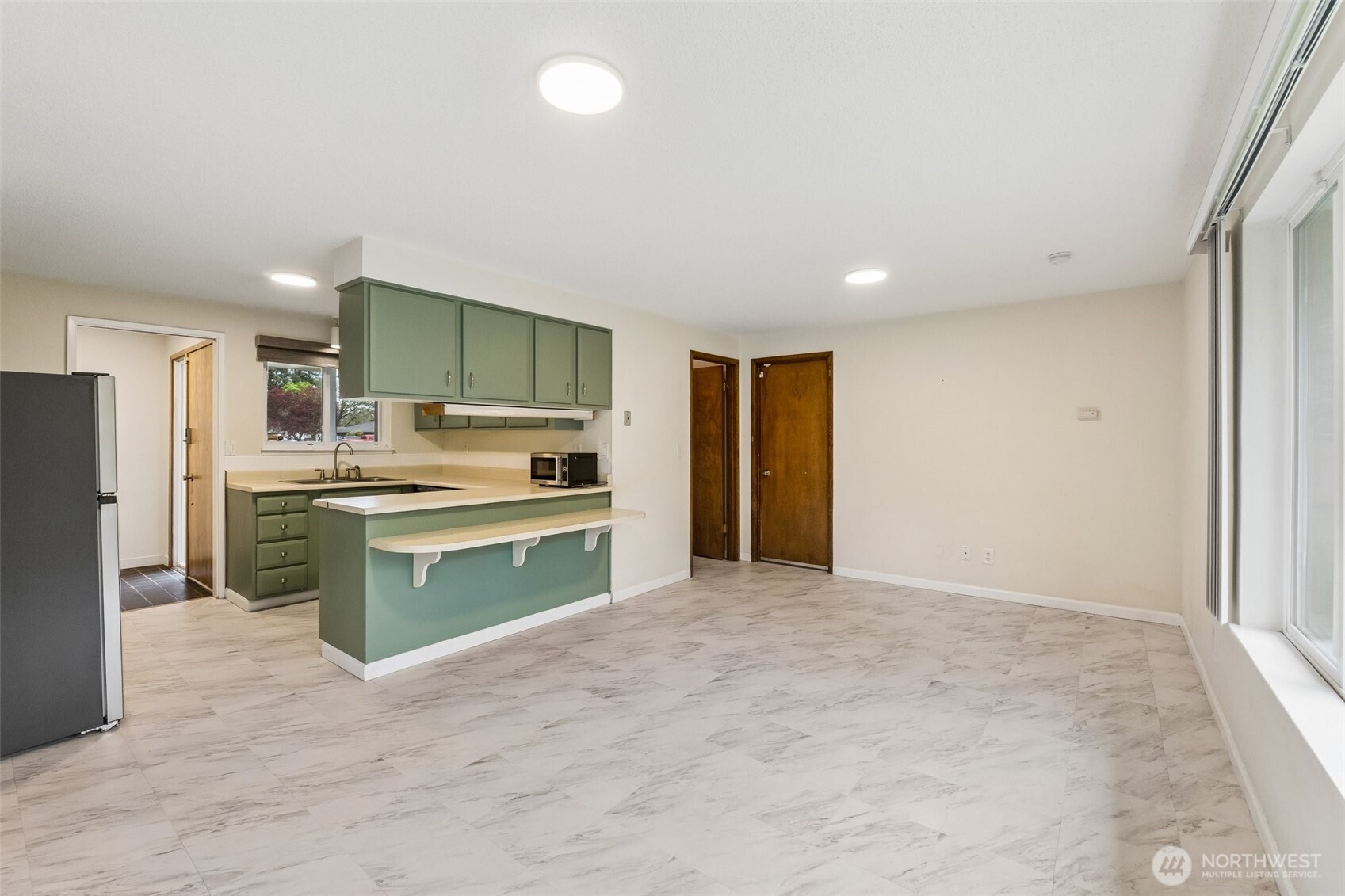 6202 84th Street SW, Lakewood, WA 98499