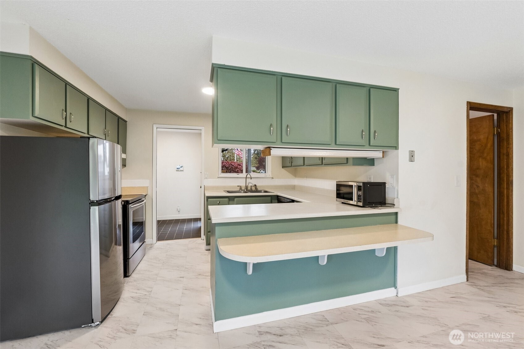6202 84th Street SW, Lakewood, WA 98499
