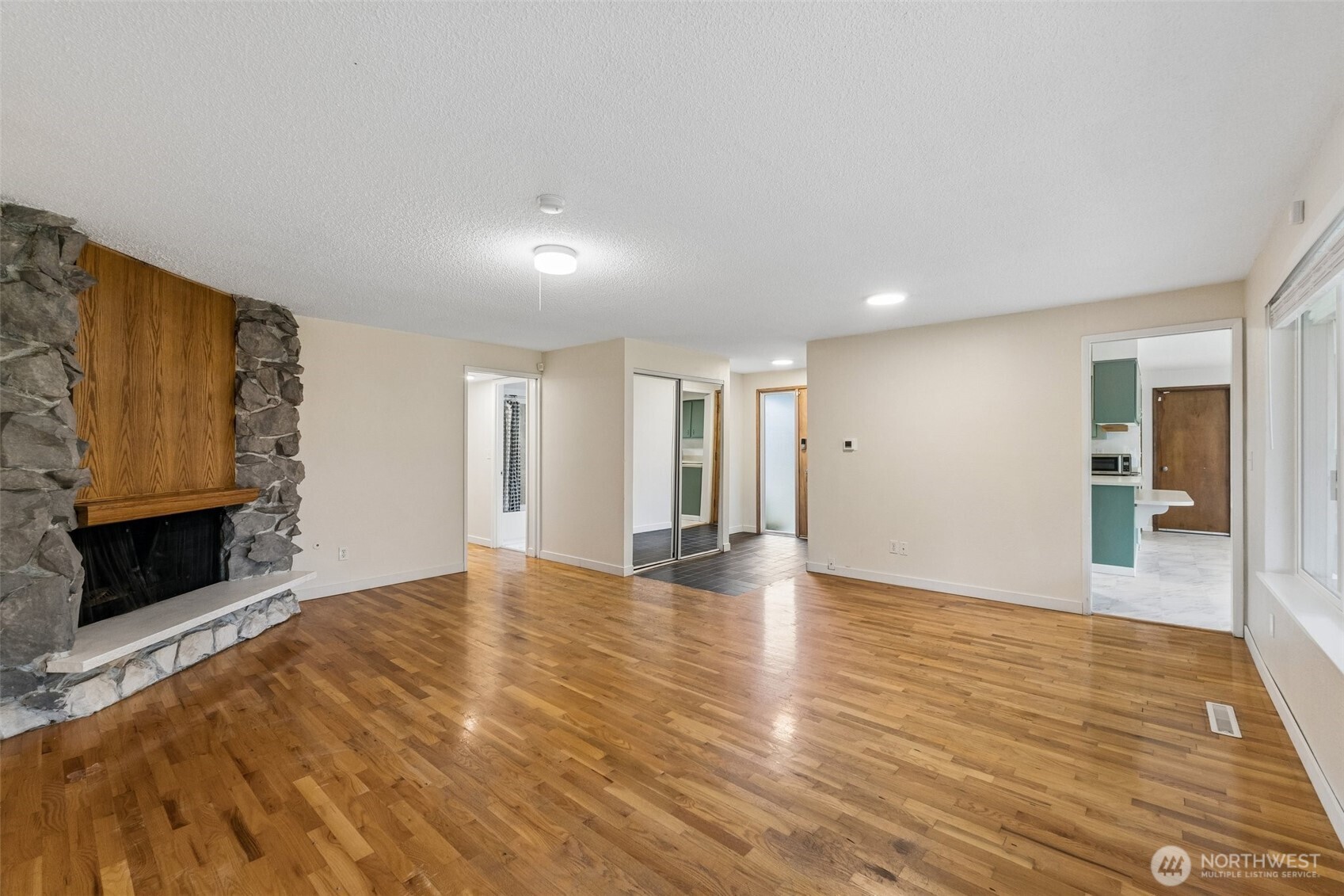 6202 84th Street SW, Lakewood, WA 98499