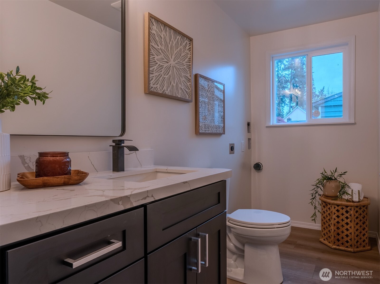 6114 208th Street SW, Lynnwood, WA 98036