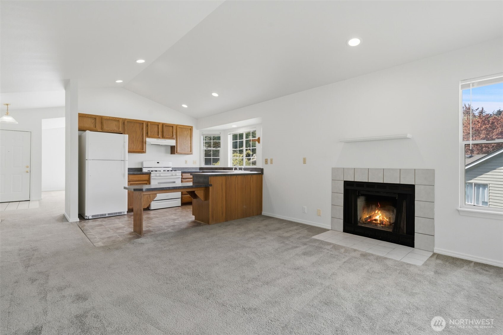 70 SW Roeder Drive , Oak Harbor, WA 98277
