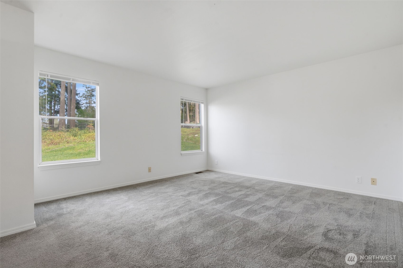 70 SW Roeder Drive , Oak Harbor, WA 98277