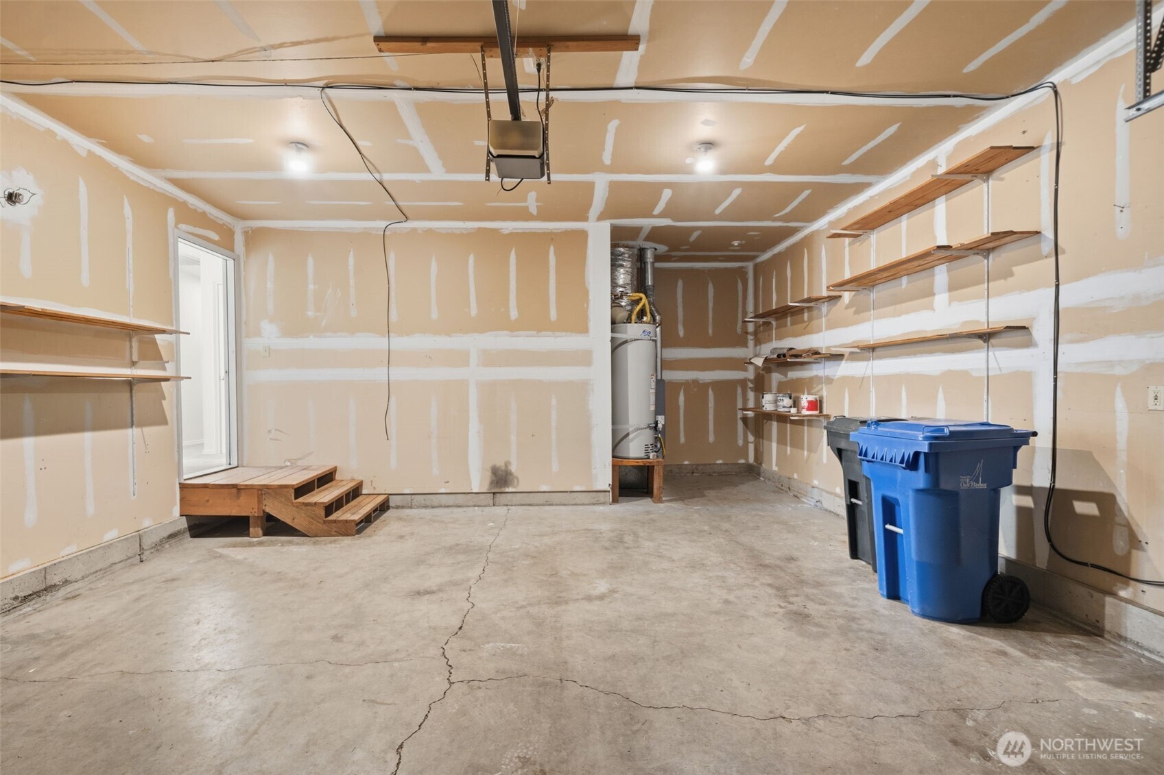 70 SW Roeder Drive , Oak Harbor, WA 98277