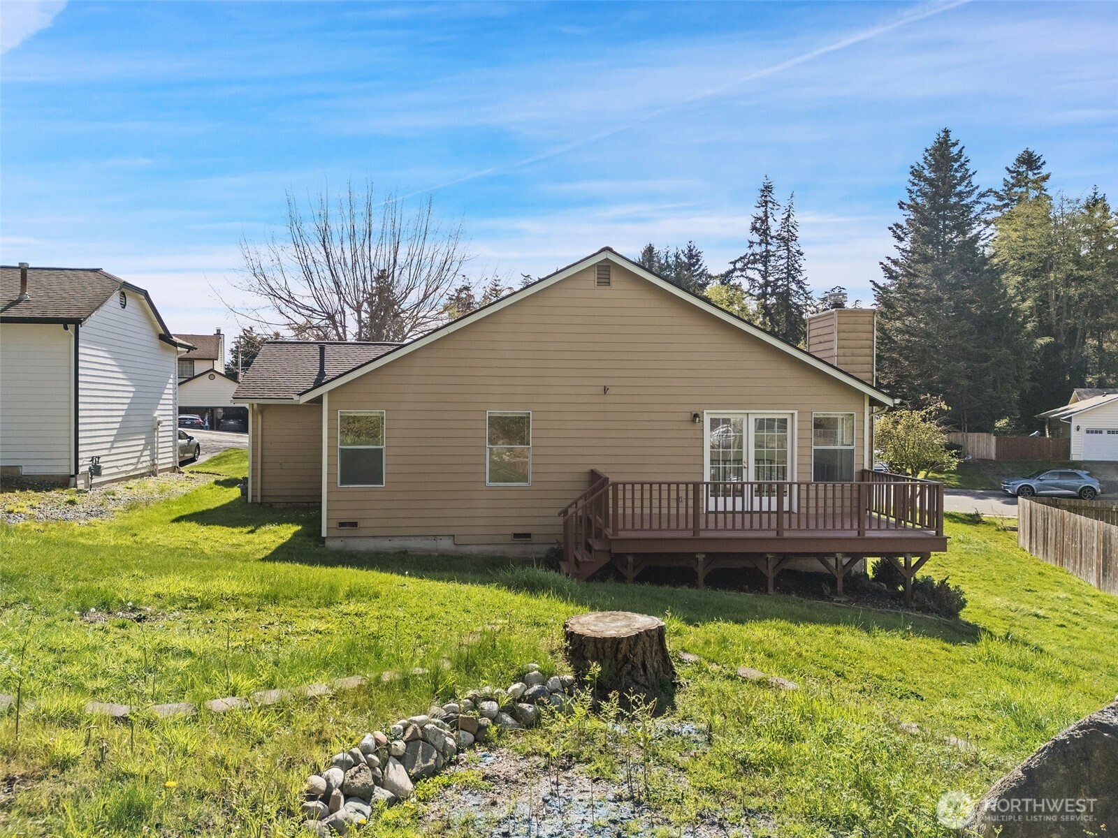 70 SW Roeder Drive , Oak Harbor, WA 98277